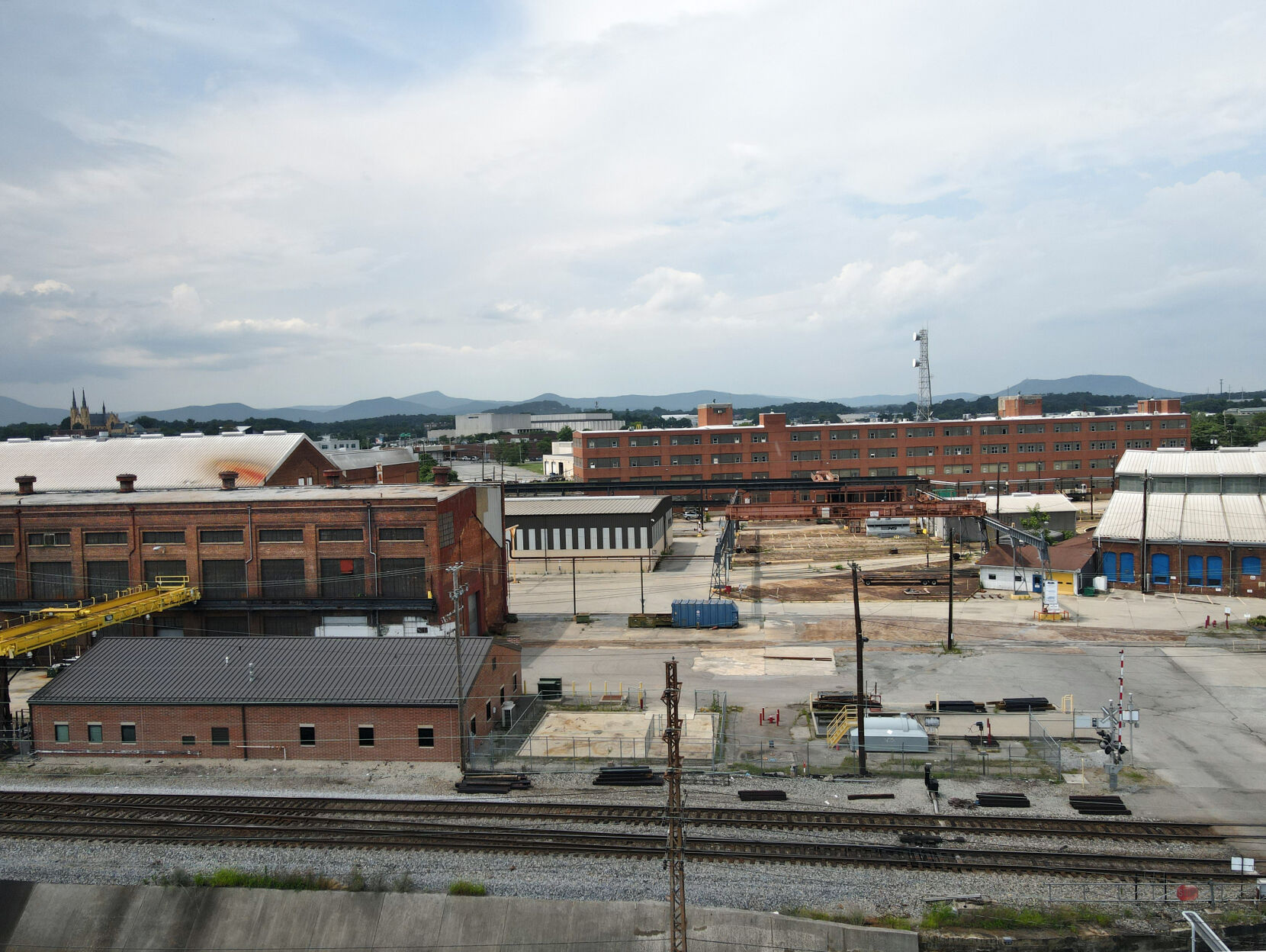 07XX21-roa-freightcaramerica-01.JPG